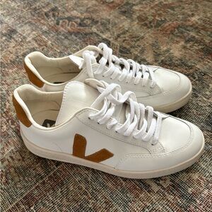 Veja Sneakers